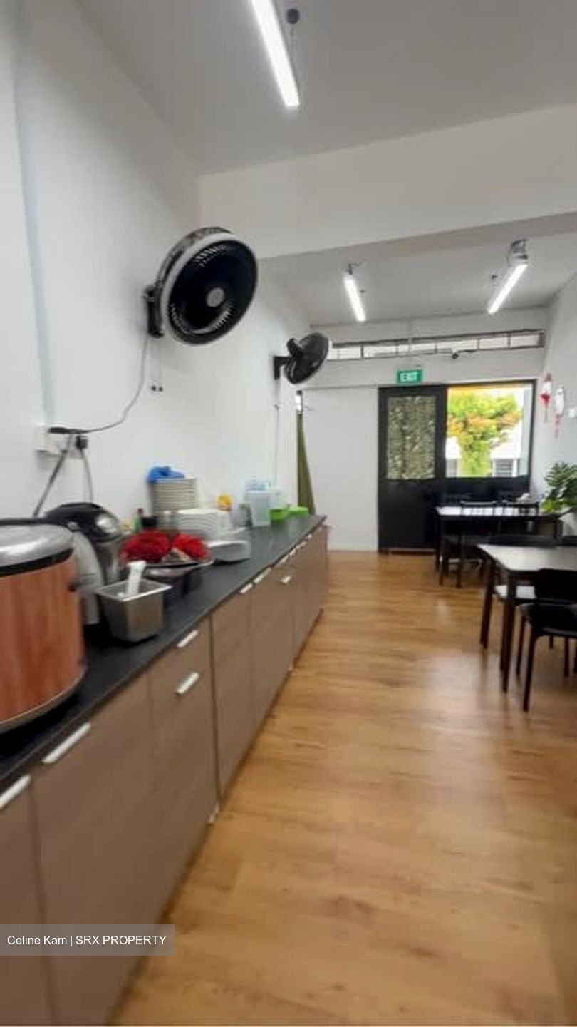 Bedok Market Place (D16), Retail #560999701